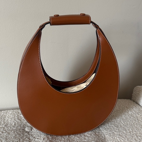 Staud Moon Bag in Cognac - Picture 4 of 12